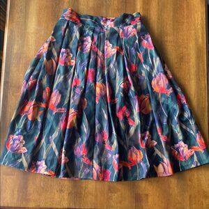Floral A-Line Skirt: Full and luxurious